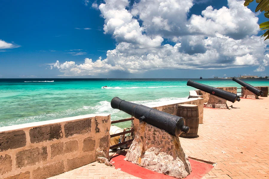 Charles Fort. Cannons to the front, barrel to the rear — priorities