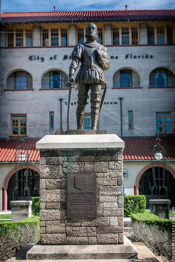 Monument to Admiral Pedro Menéndez de Avilés