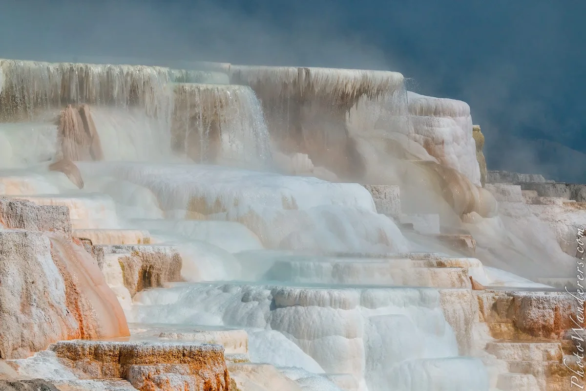 Mammoth Hot Springs terraces